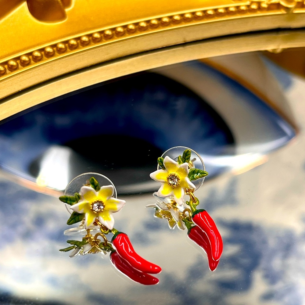 🆕 LES NEREIDES 🧿 Red Chilli & Lily Flower Earrings 🧿 Cornicello Pepper  🪬